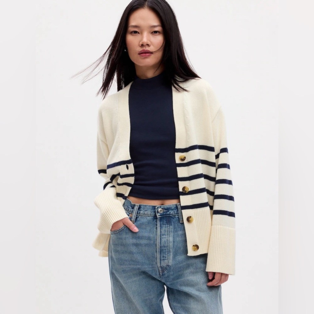 Gap Split-Hem Cardigan